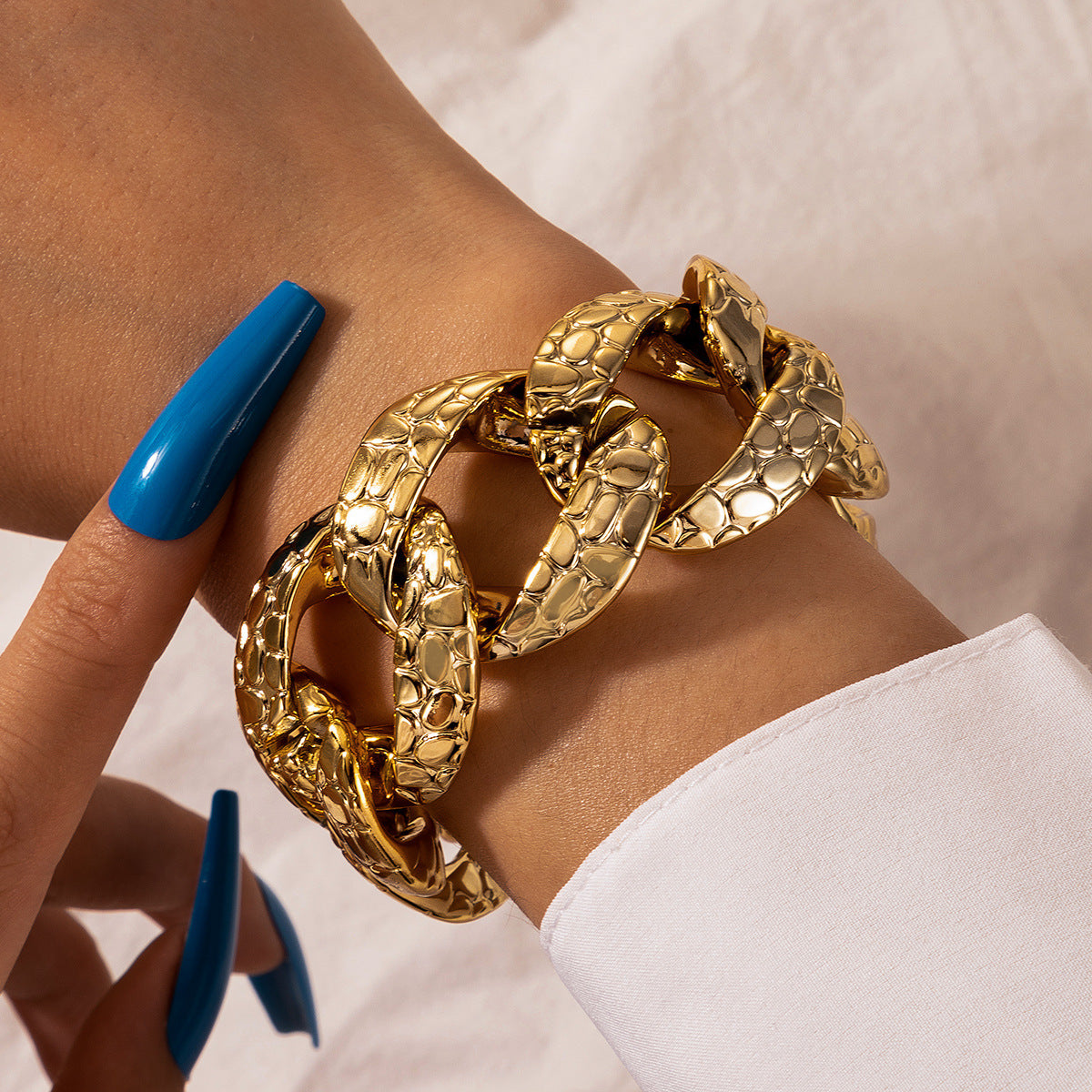 New Exaggerated Trend Ins Wind Retro Snake Pattern Single Layer Bracelet Anklet
